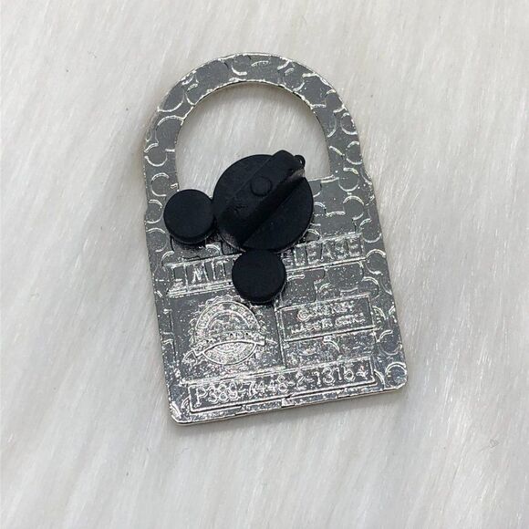 🔮 5/$25 Disney Chip 'n' Dale - Dale Lock Pin - Picture 3 of 3